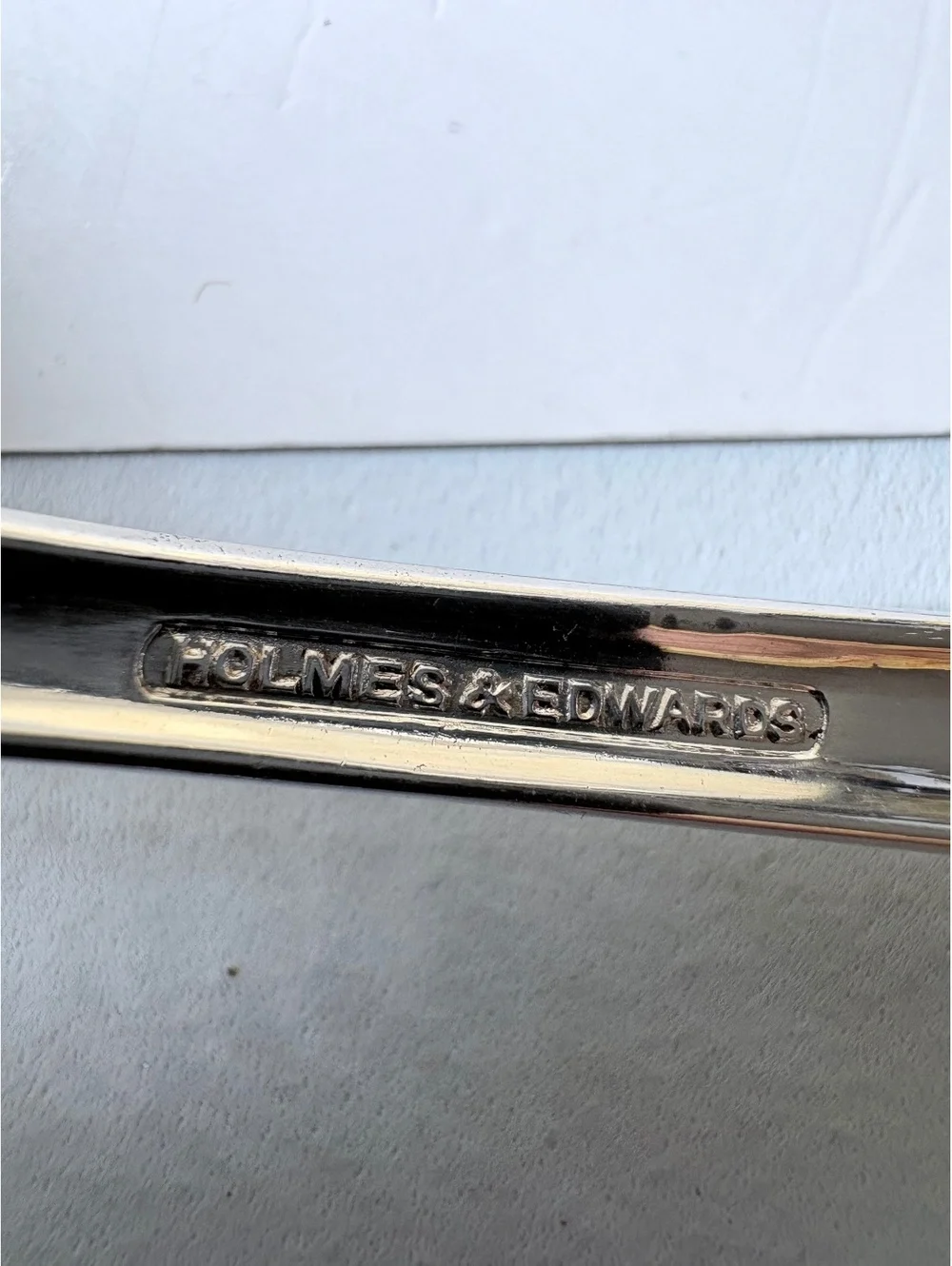 Holmes & Edwards Deep Silver Floral Pierced Pie Cake Server 10.5”